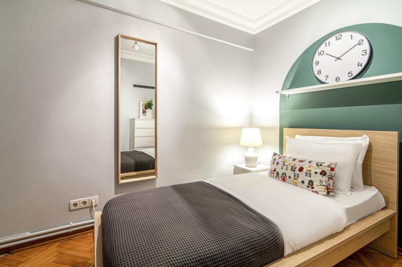 Gorgeous Flat With Lovely Balcony In Nisantasi Istanboel Buitenkant foto
